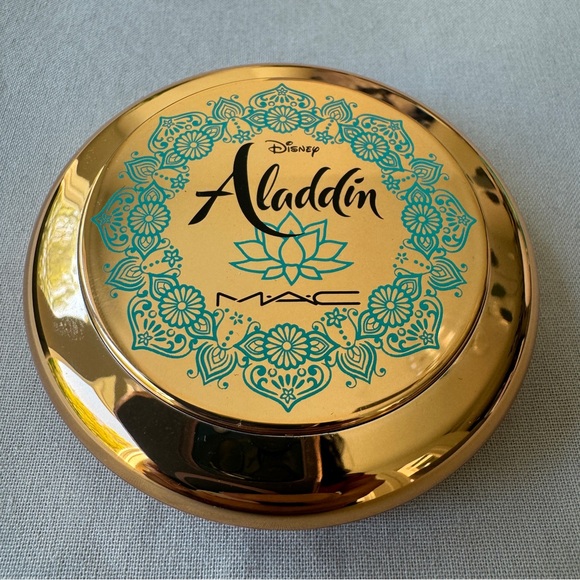 MAC Cosmetics Powder Blush Alladin - Picture 3 of 9